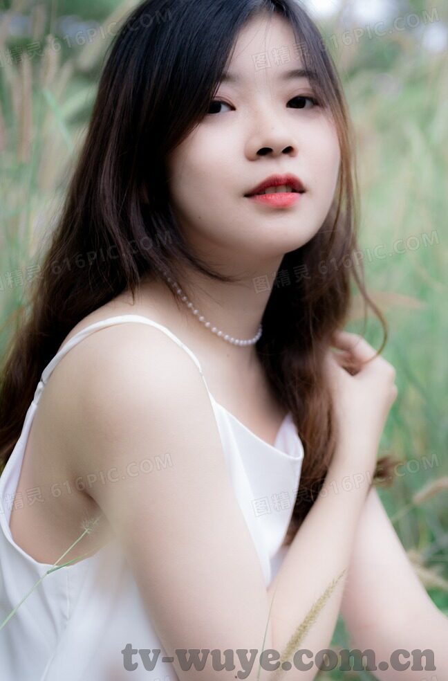 人妻xxx-细腻的笔触，人妻的温柔与坚韧
